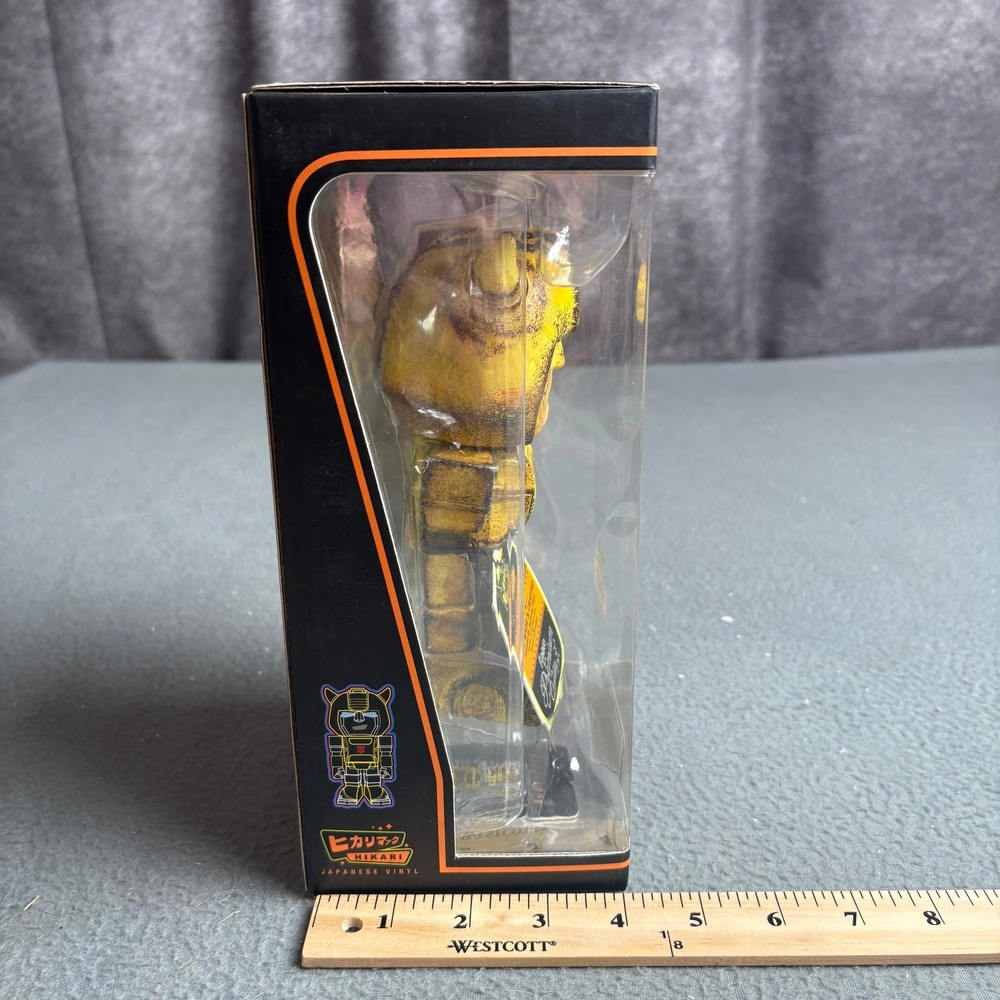 Funko Hikari Transformers Bumblebee Battle Ready Vinyl Figure Exclusive Ltd 1000 - Picture 11 of 11